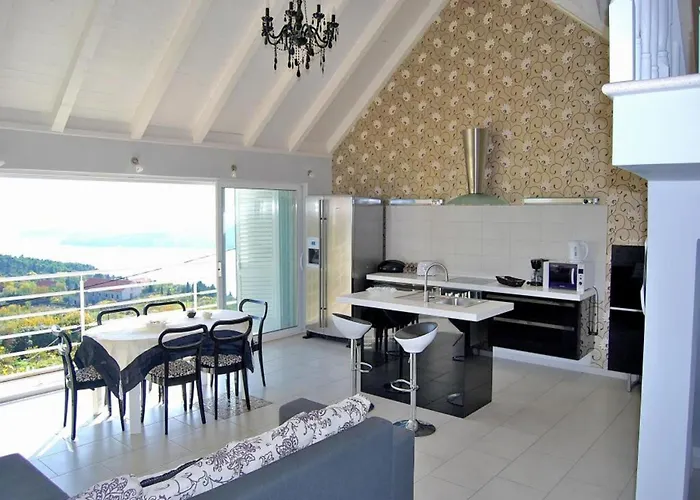 Tony - Five Bedroom With Terrace, Swimming Pool And Sea View 빌라 *