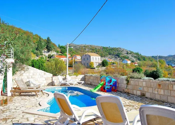 Tony - Five Bedroom With Terrace, Swimming Pool And Sea View 빌라 오라사크