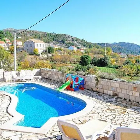 Villa Tony - Five Bedroom With Terrace, Swimming Pool And Sea View Orasac