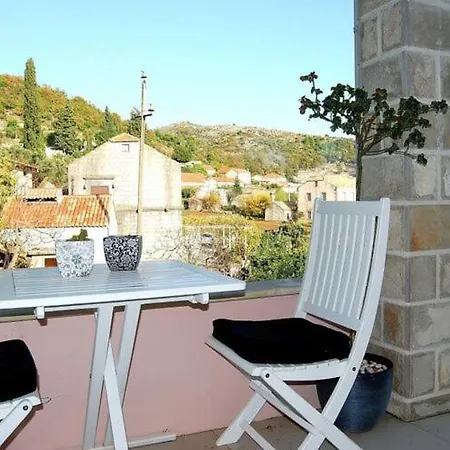 Villa Tony - Five Bedroom With Terrace, Swimming Pool And Sea View