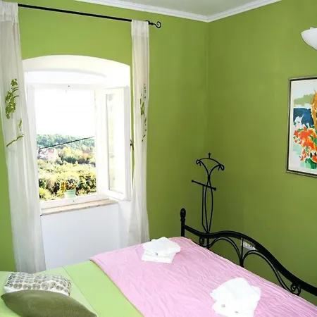 Tony - Five Bedroom With Terrace, Swimming Pool And Sea View Villa